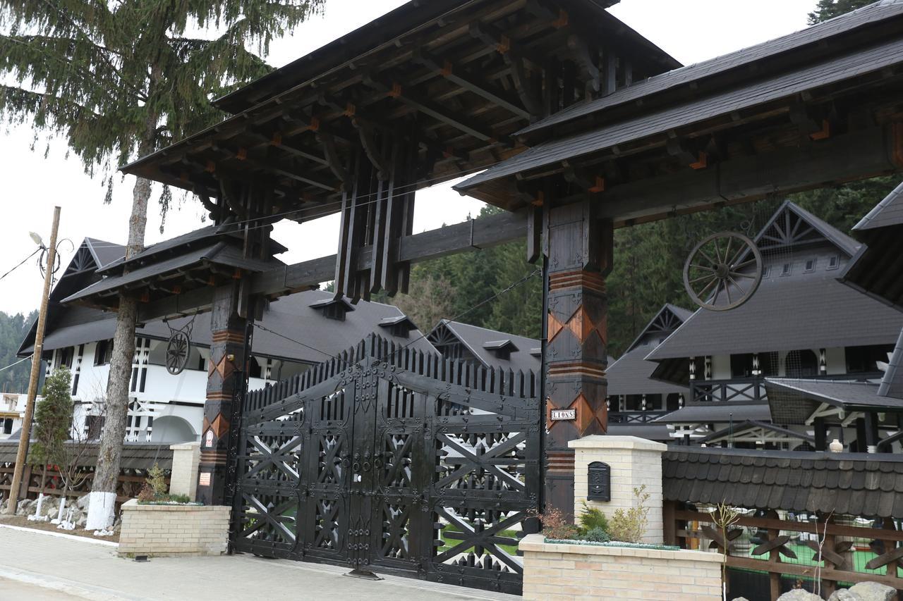 Complex Lions Bucovina Hotel Voroneț Kültér fotó